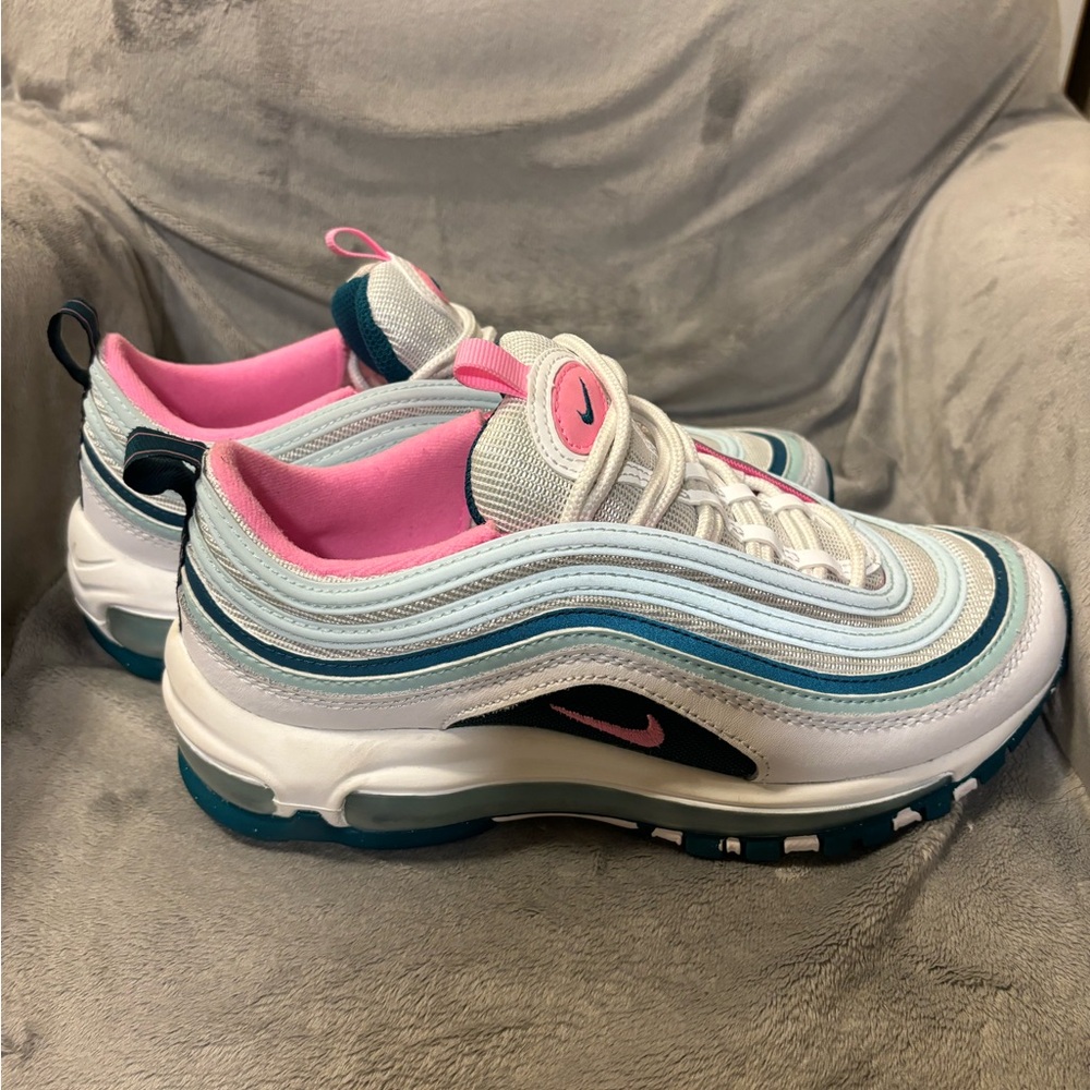 Like New Nike Nike Air Max 97 youth 5Y sneakers